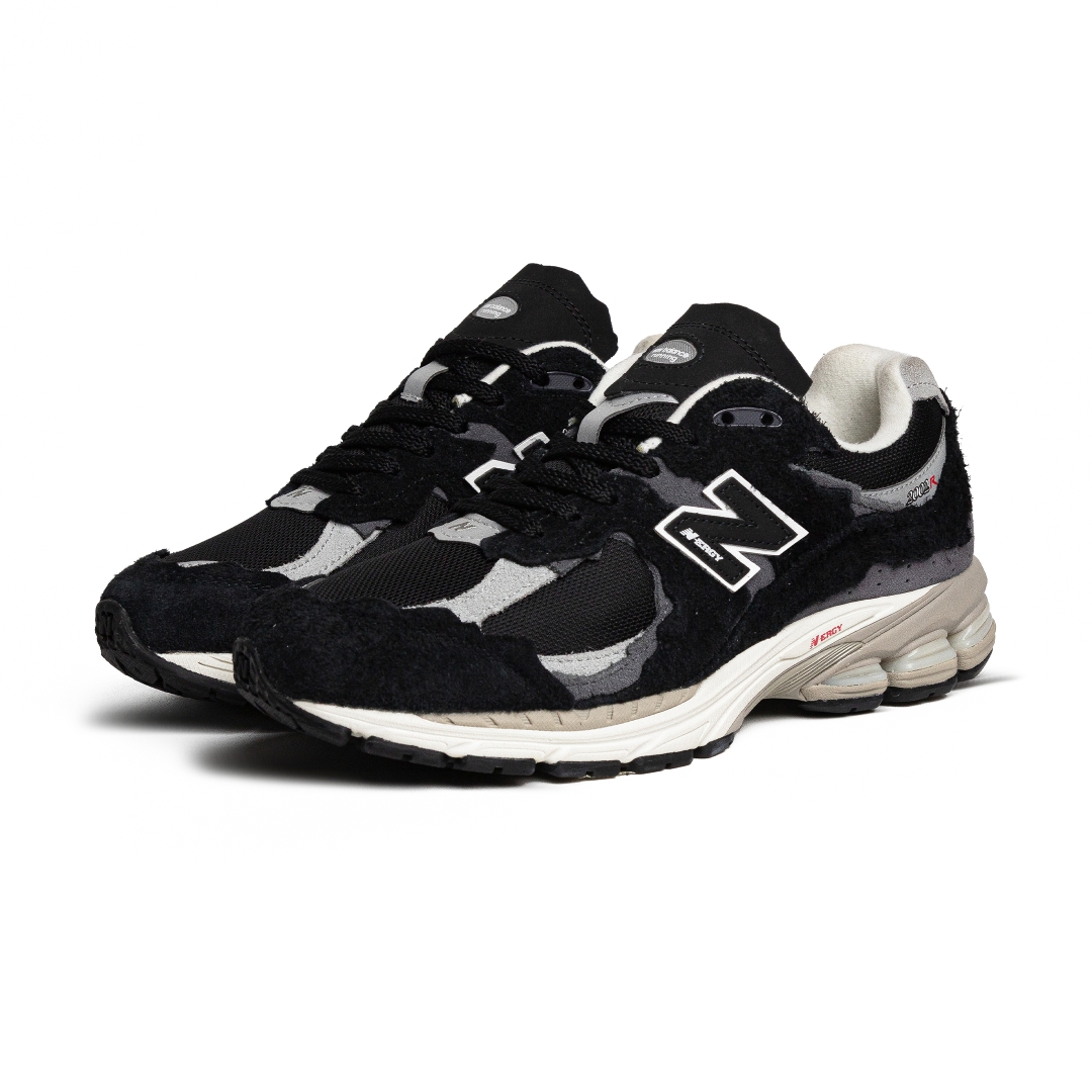 New Balance 2002R Protection Pack Black Grey M2002RDJ