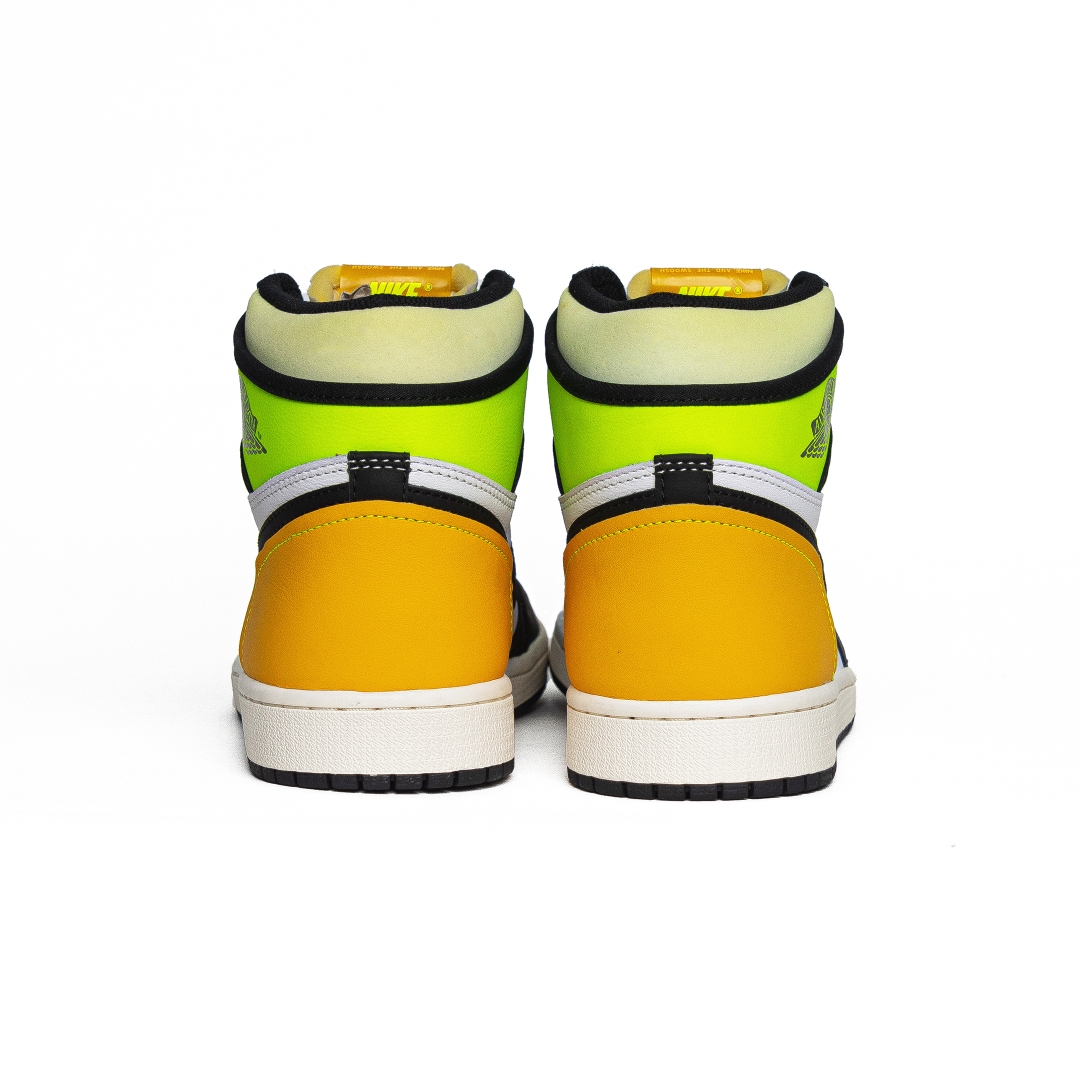 Air Jordan 1 Retro High OG Volt Gold 555088-118