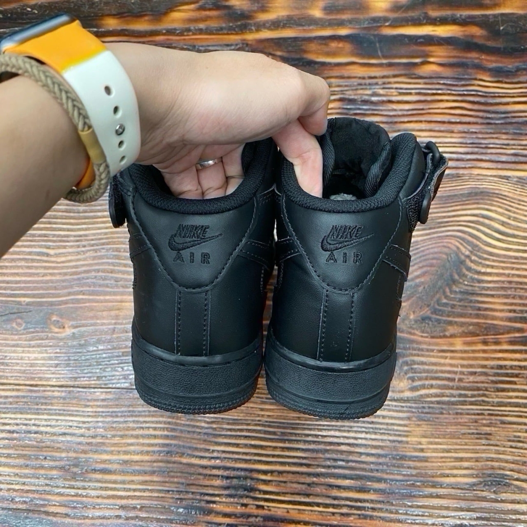 Af2218 - AF1 Mid All Black - 40