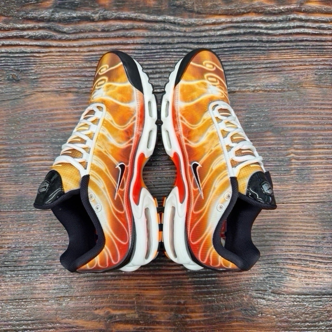 AM PLUS LIGHT PHOTOGRAPHY DS FB