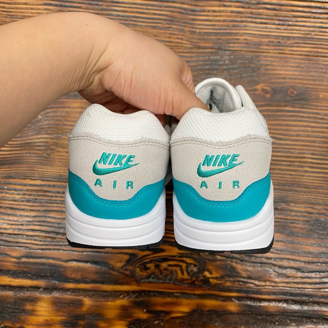 AM1 CLEAR JADE DS FB