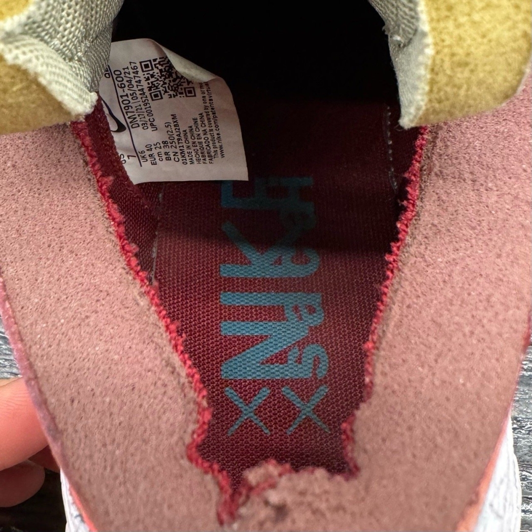 cs1926 - Blazer Low Sacai X Kaws - 40