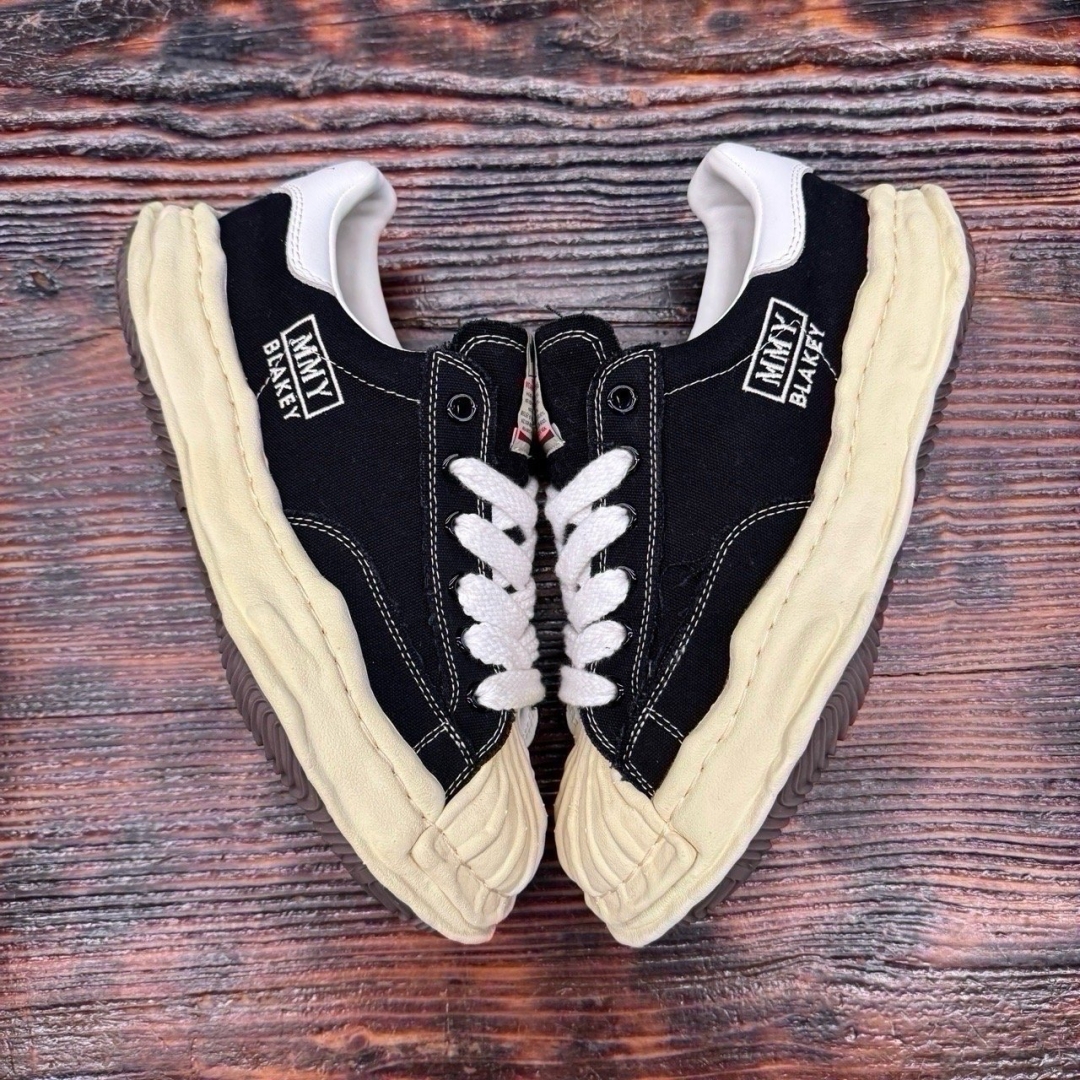 cs2039 - MMY Blakey Og Vintage Canvas Low Black DS FB - 43