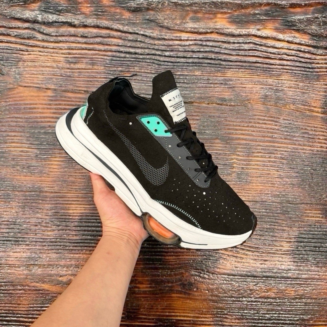 cs3217 - Nike Zoom Type Black Menta - 44.5
