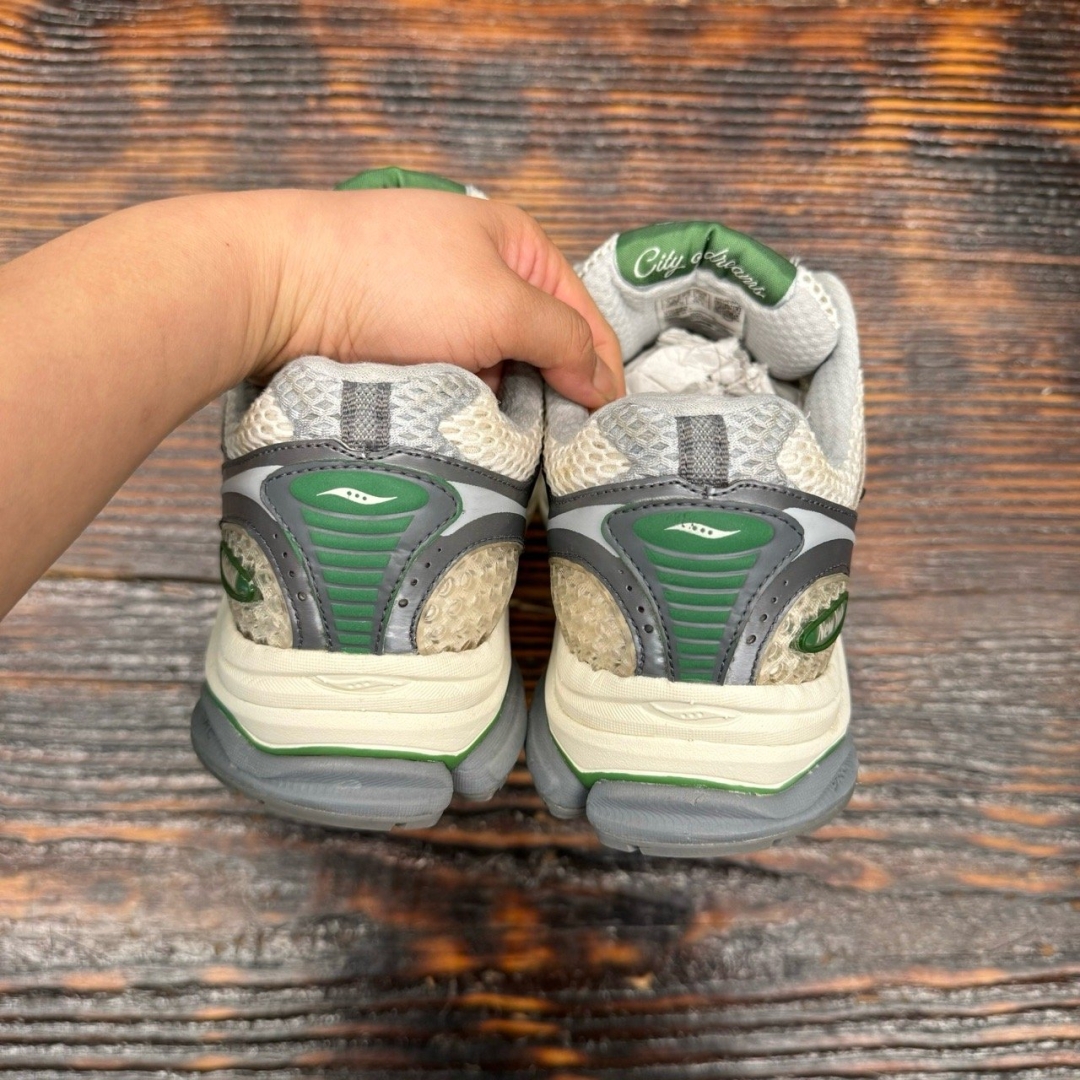 cs3257 - Saucony Triumph 4 Silver Green FB - 42
