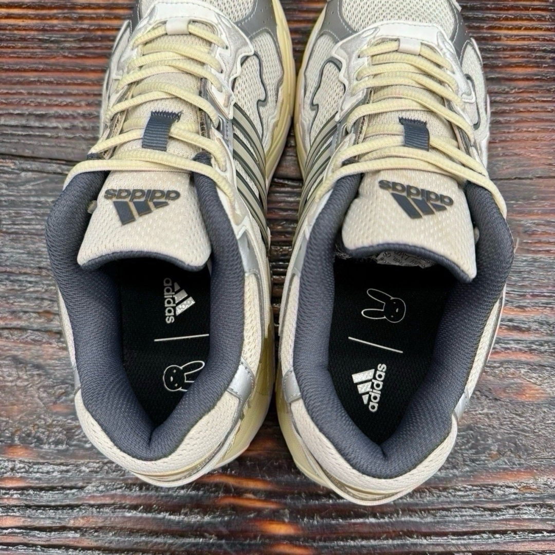 cs3258 - ADD Response CL X Bad Bunny - 42.5