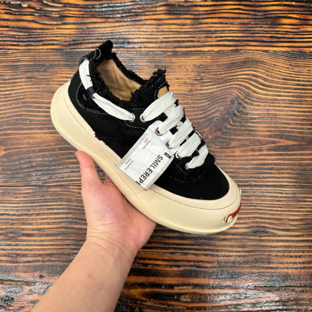 cs3300 - Smilerepublic Black Beige - 37