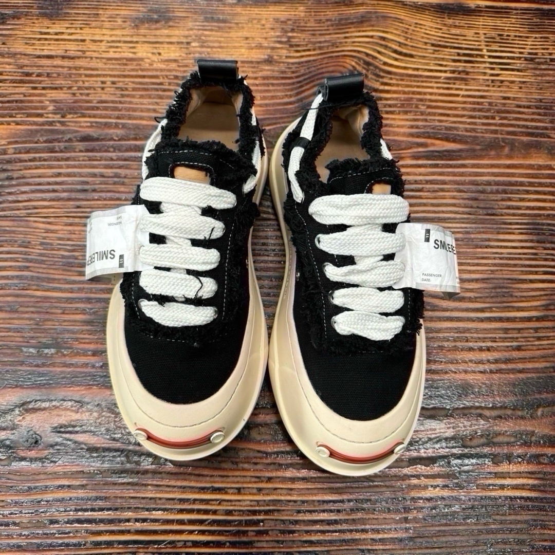 cs3329 - Smilerepublic Black Beige - 37