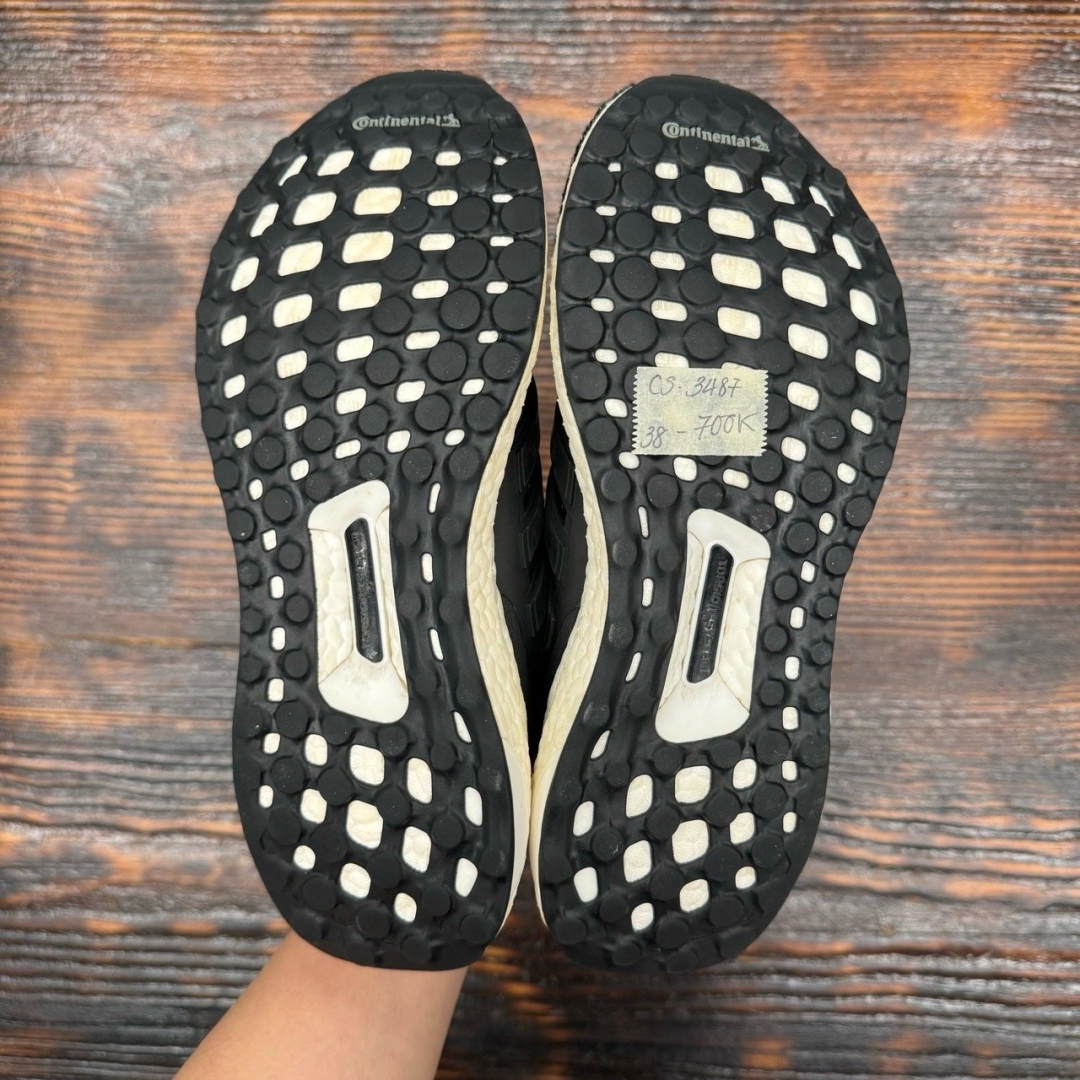 cs3487 - Ultraboost 4.0 Core Black - 38