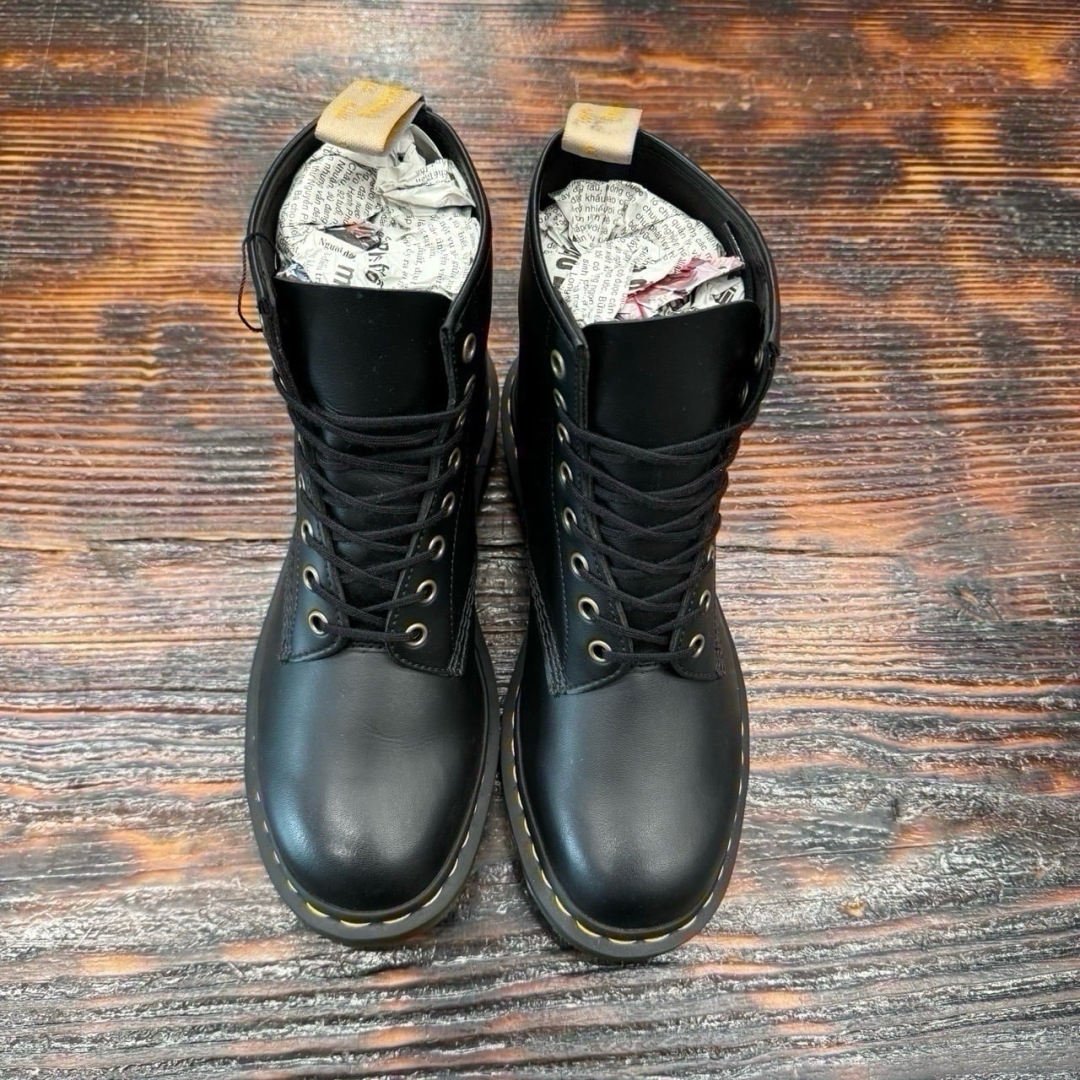 cs3521 - DR 1460 Vegan LN - 42