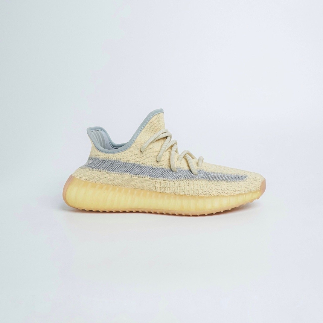cs3667 - Yezzy 350 V2 Linen - 37