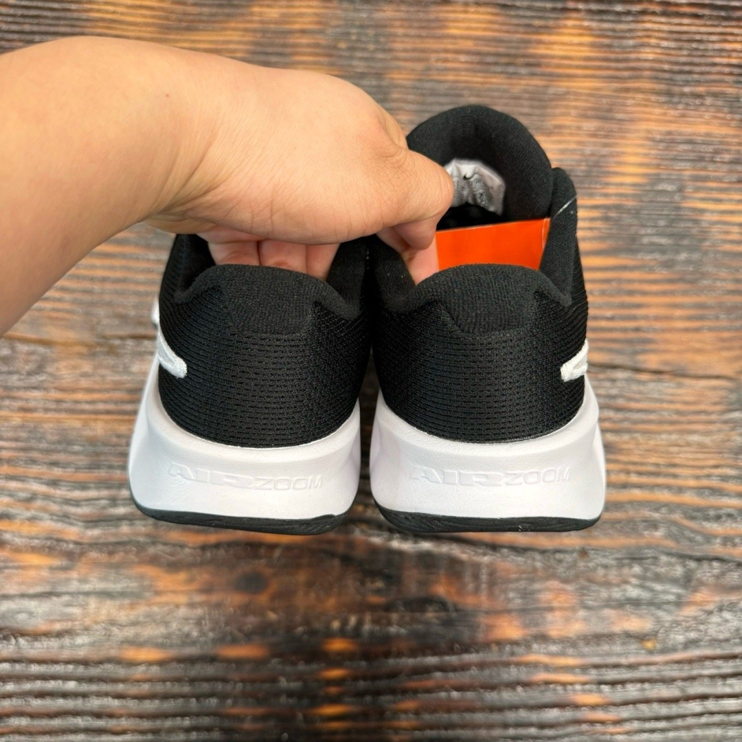 cs3795 - Nike GP Challenge Pro DS FB - 37.5