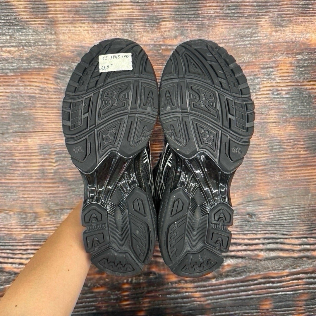 cs3848 - Asics Kayano 14 Black FB - 43.5