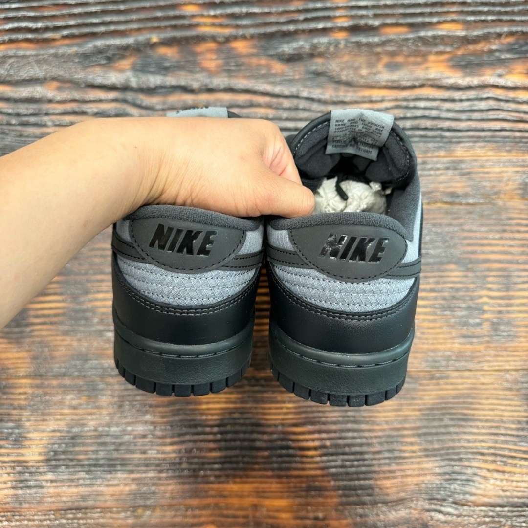du398 - Dunk Low Off Noir Smoke Grey FB - 44