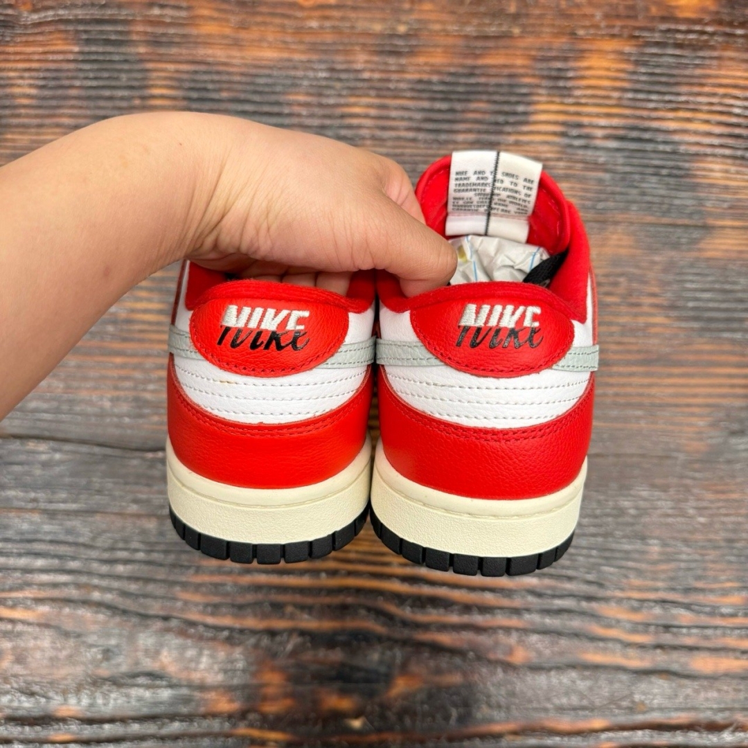 DUNK LOW CHICAGO SPLIT DS - 42