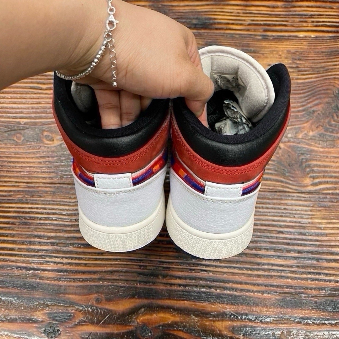 jd2670 - 1S Mid Multicolored Sw - 36.5