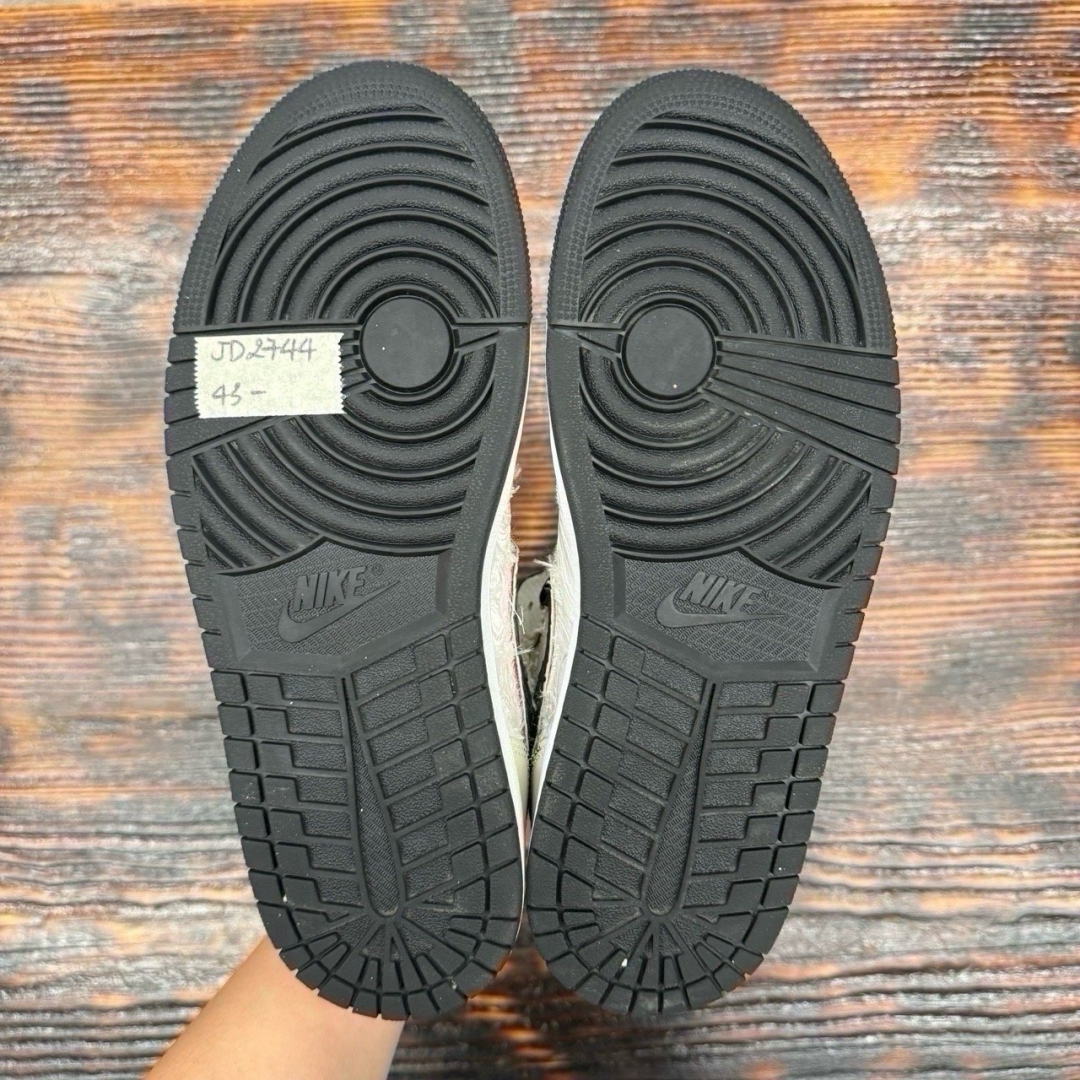 jd2744 - 1S Mid Bred Toe Cus - 43