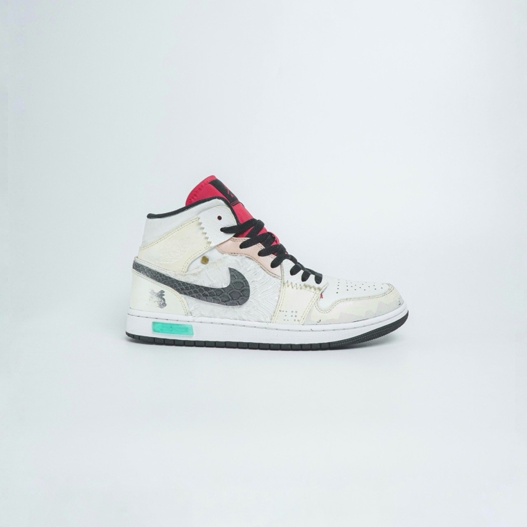 jd2744 - 1S Mid Bred Toe Cus - 43