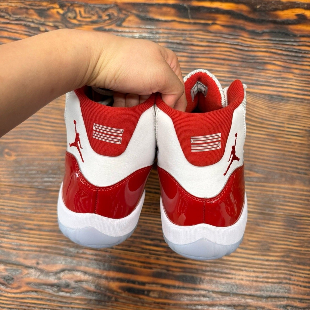 jd2934 - 11S Retro Cherry FB - 45.5