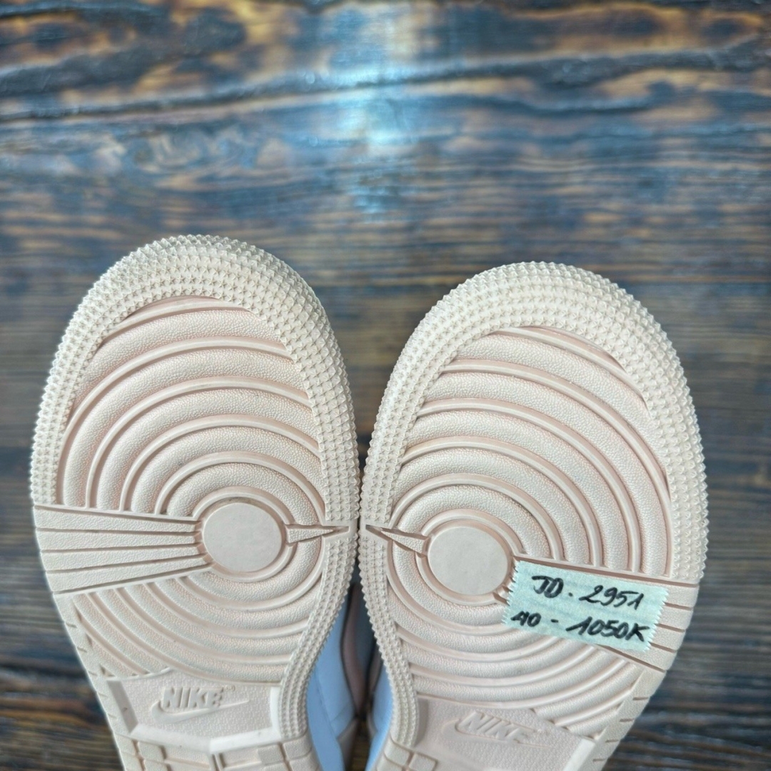 jd2951 - 1S Mid Crimson Tint Toe - 40