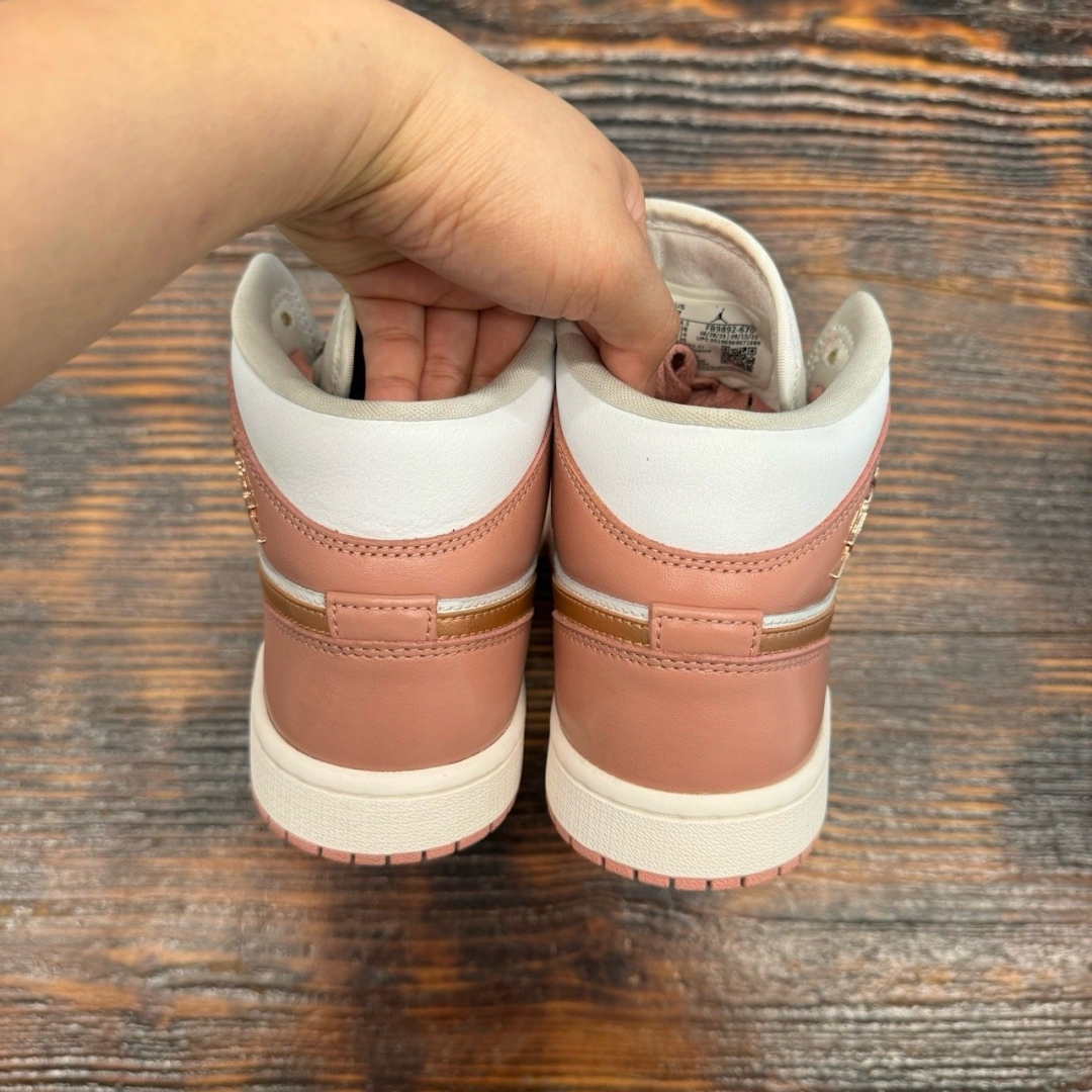 jd2966 - 1S Mid Red Stardust - 38