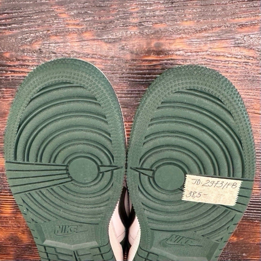jd2973 - 1S Low Green Toe FB - 38.5