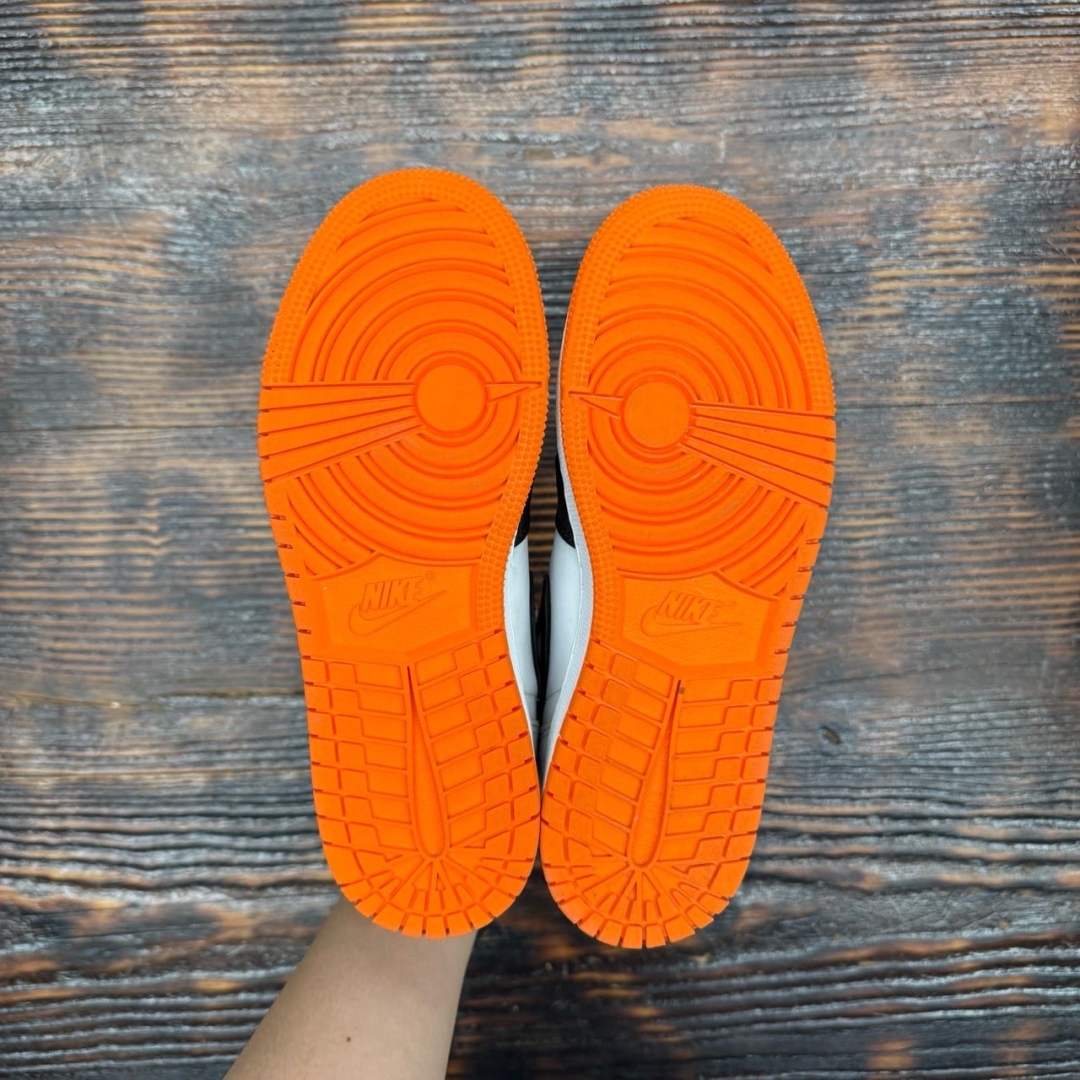 jd2981 - 1S High Electro Orange - 37.5