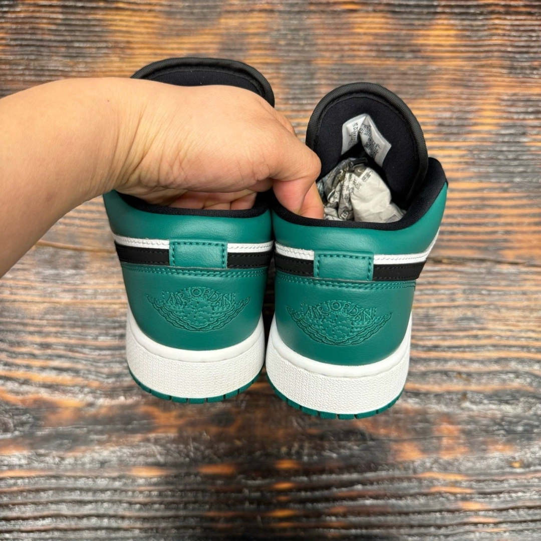 jd2996 - 1S Low Mystic Green FB - 37.5