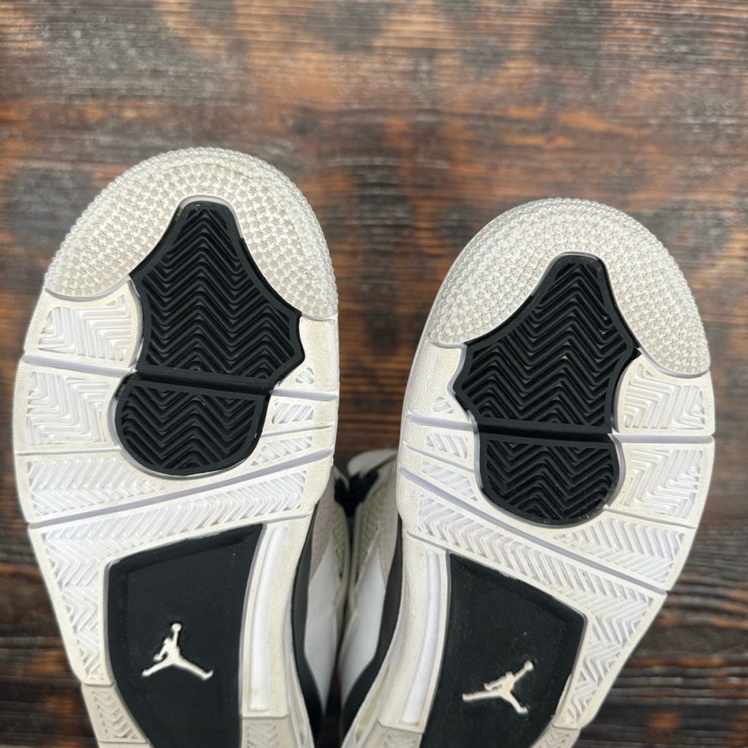 jd3053 - Jordan 4 Military Black FB - 42