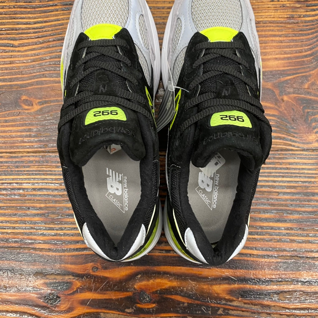 NBL992 BLACK GREY VOLT DS FB - 41.5
