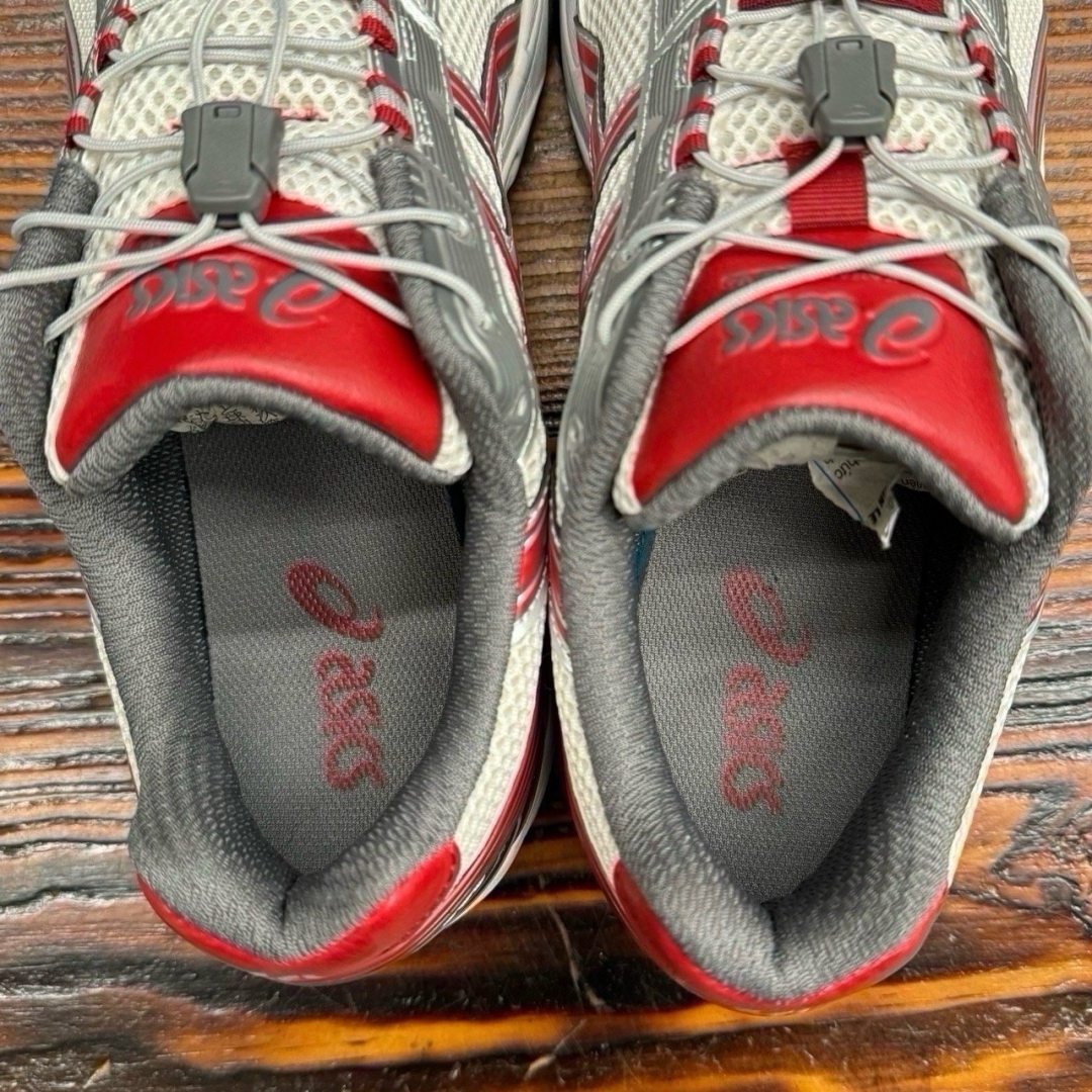 CS4016 - ASICS KAHANA TR V4 RED - 44,5