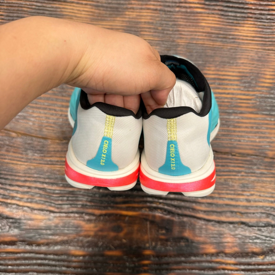 CS4021 - HOKA CIELO X1 FB - 37