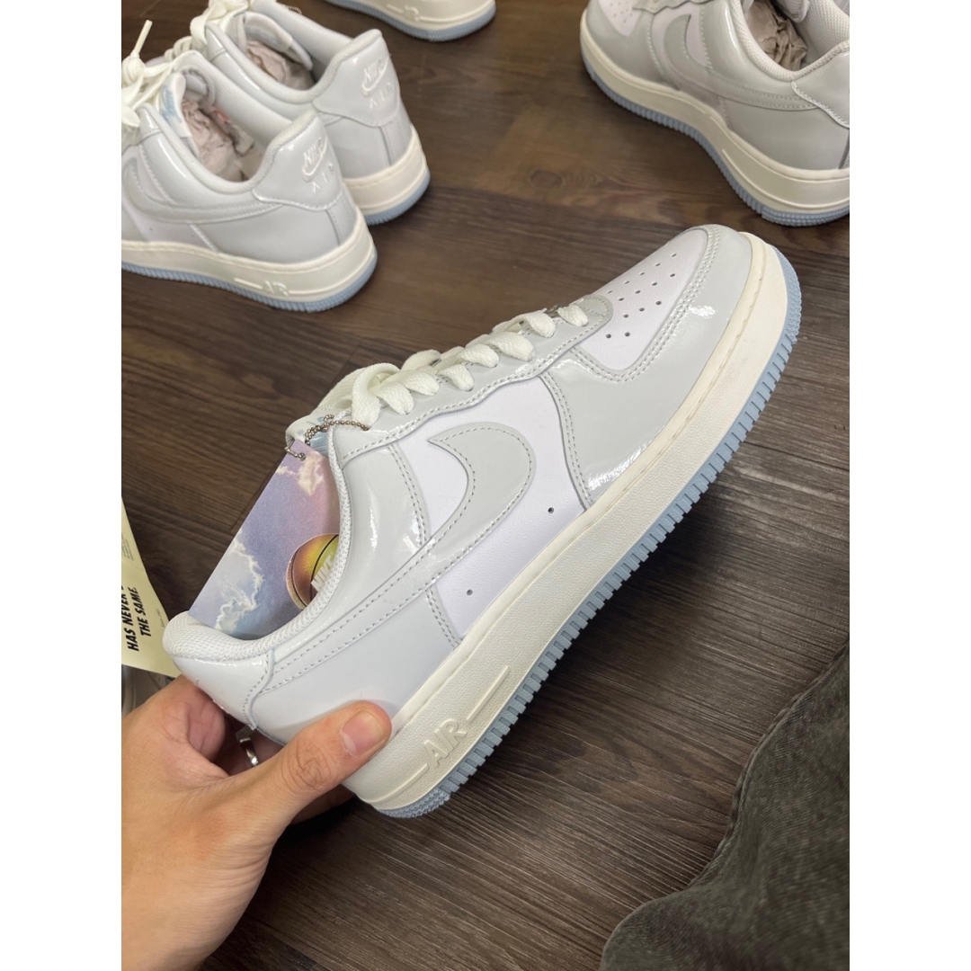 IH4461100 AF1 LOW PHOTON DUST DS