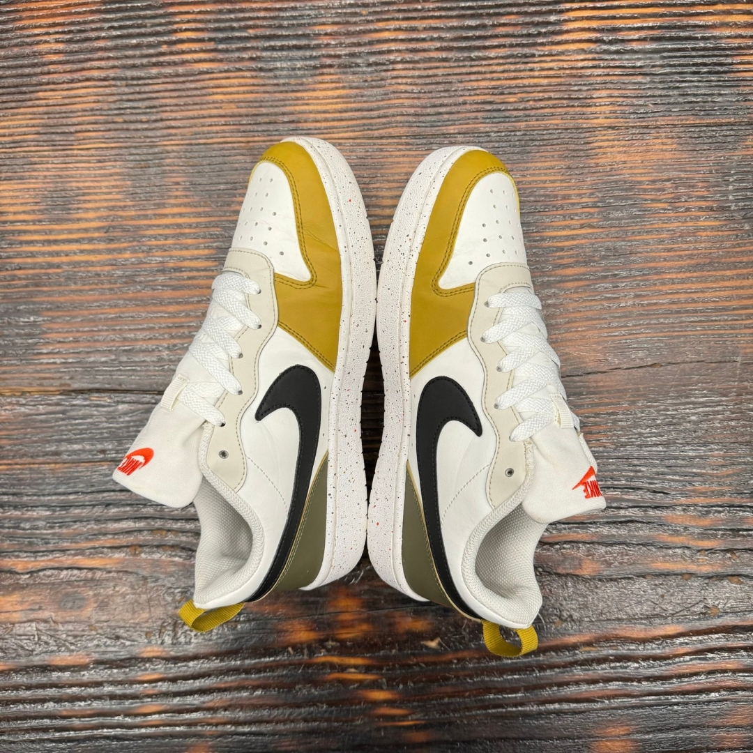 CS4035 - NIKE COURT BOROUGH OLIVE - 40