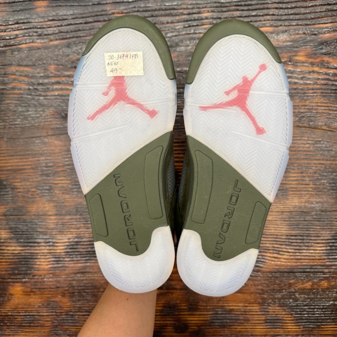 JD3174 - JORDAN 5 OLIVE DS FB - 44