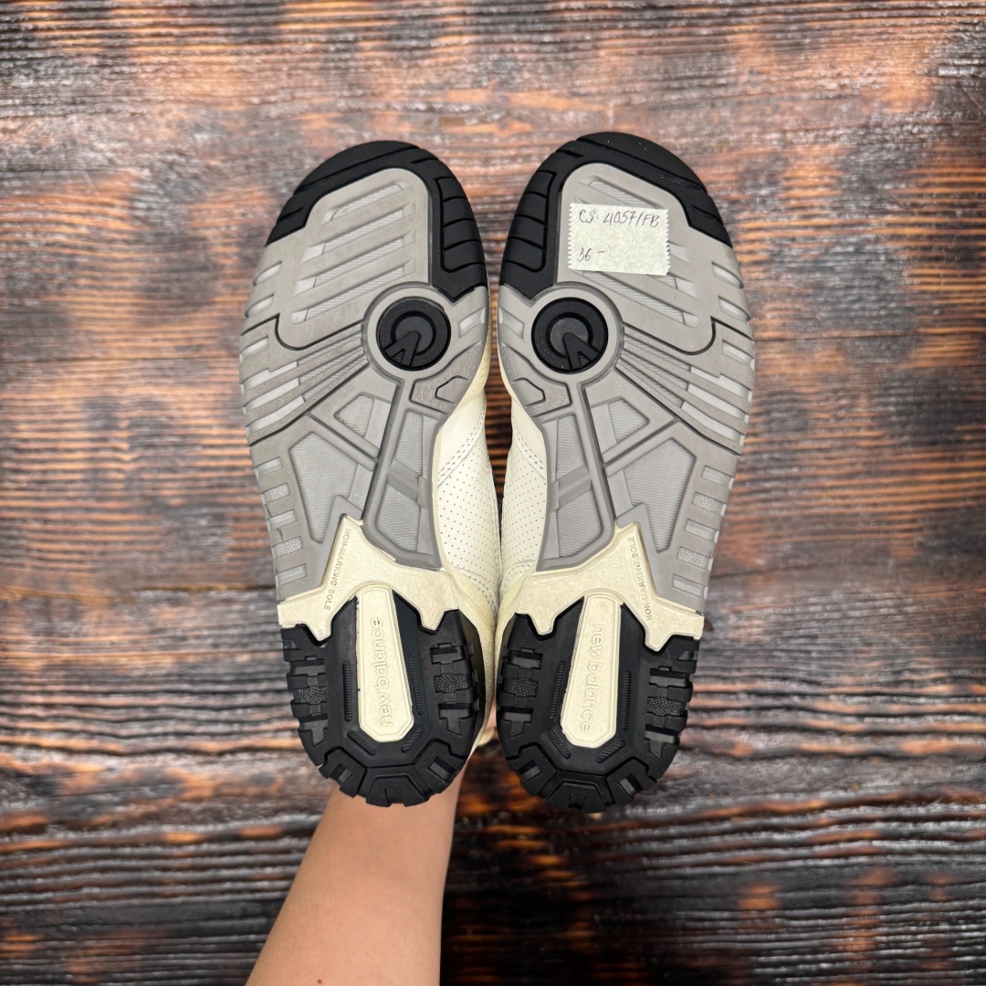 CS4057 - NEWBALANCE 550 CREAM BLACK FB - 36