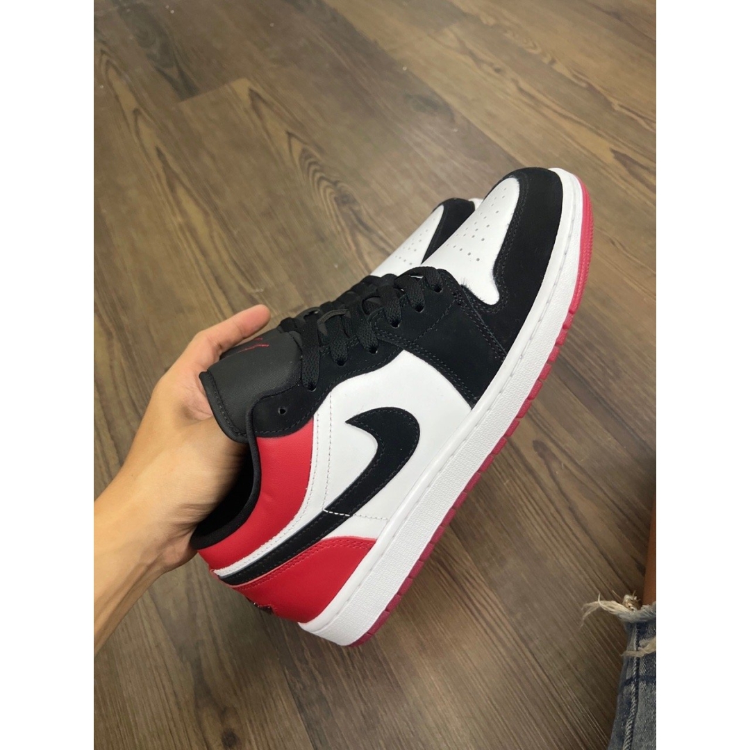 JD3182 - 1S LOW BLACK TOE 2025 DS FB - 43