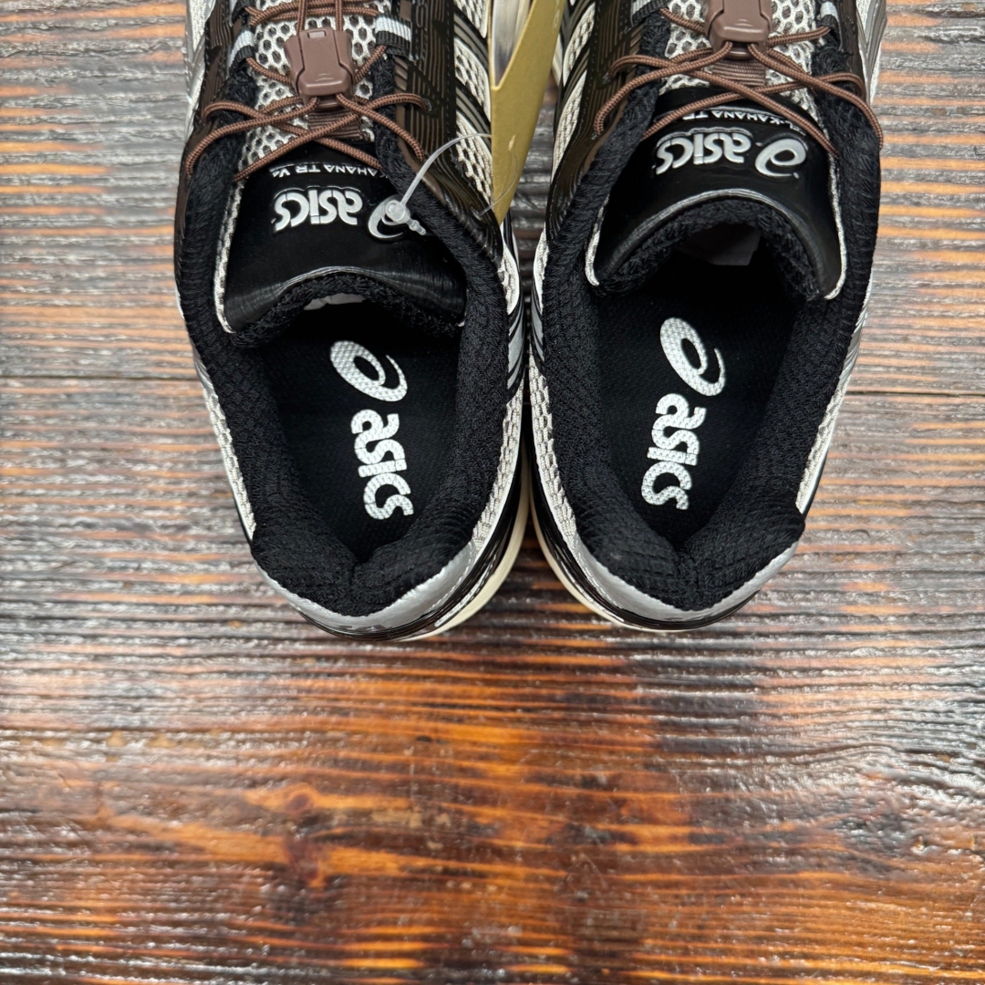 1203A716 ASICS KAHANA TR V4 SILVER BLACK DS FB