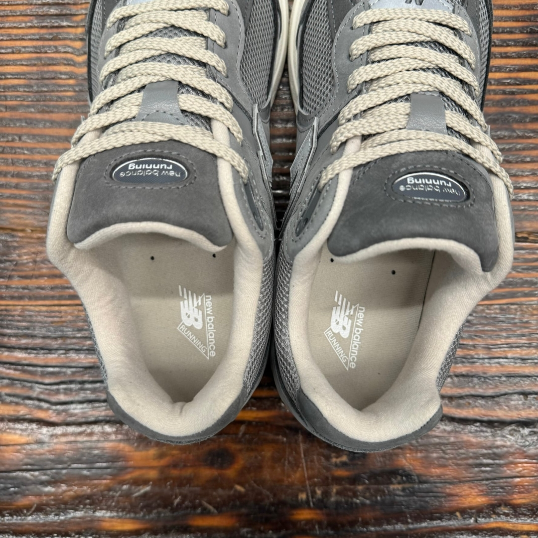 M2002RNM NEWBALANCE 2002 SHADOW GREY DS FB