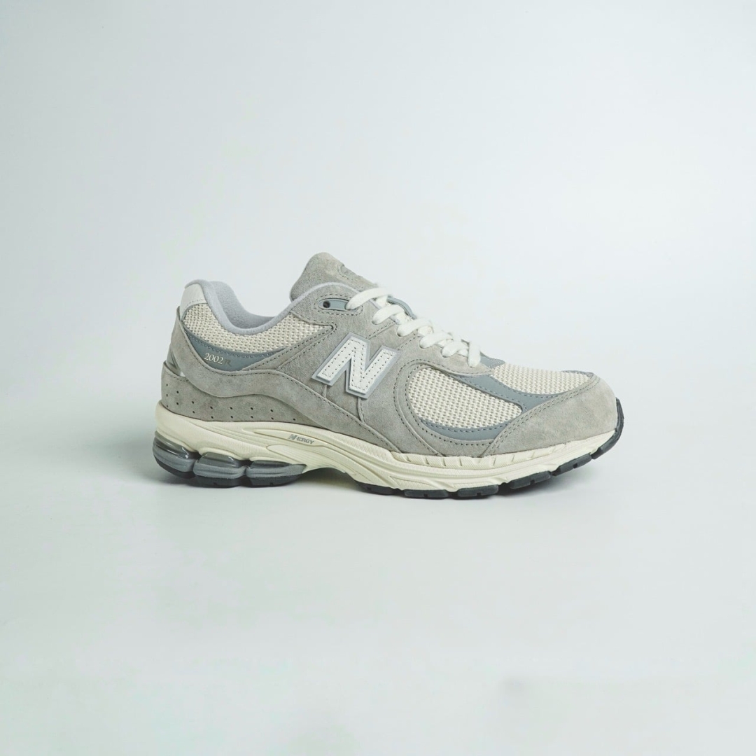 U2002RRD NEWBALANCE 2002 ARID STONE DS FB