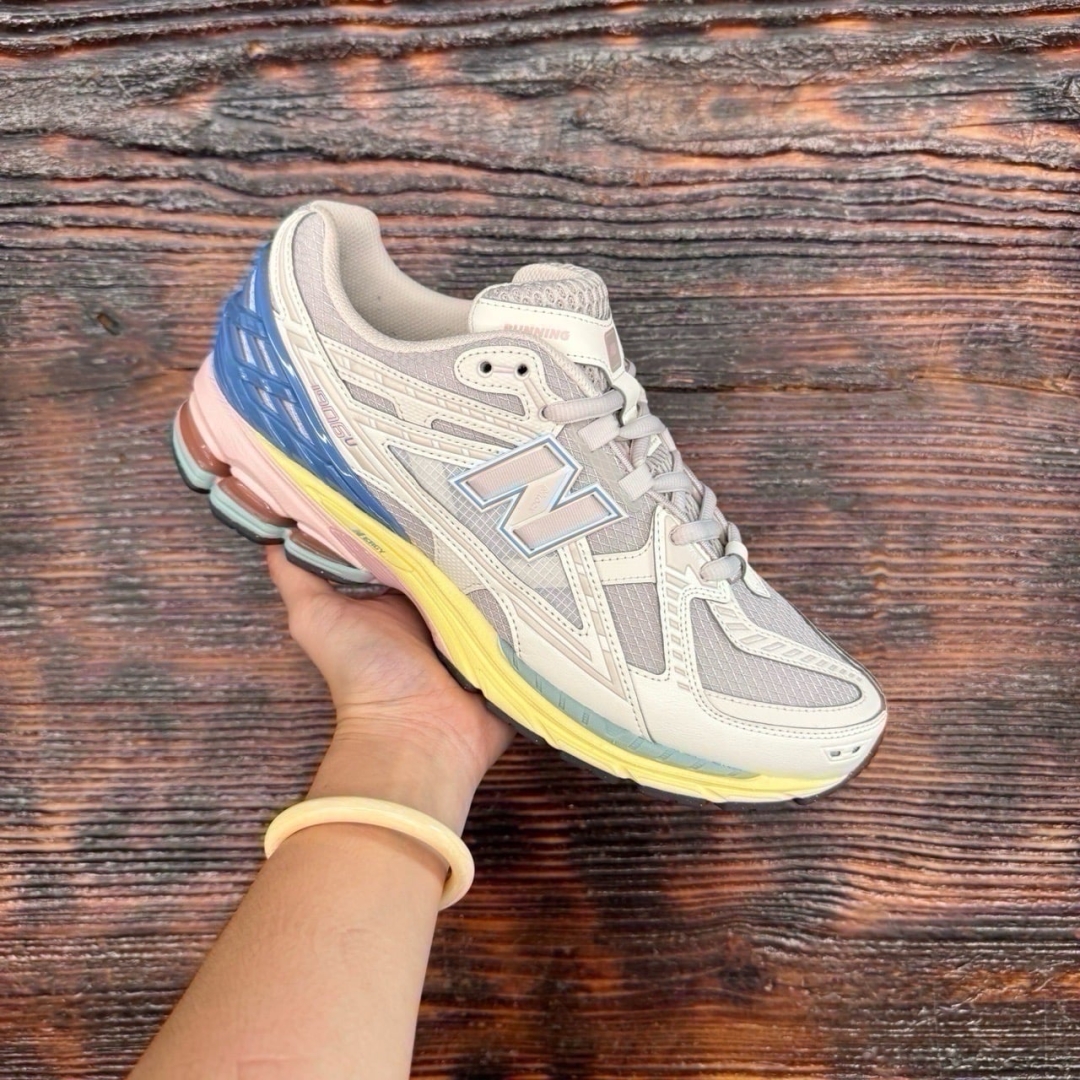 CS4159 - NEWBALANCE 1906 ANGORA FB - 44,5