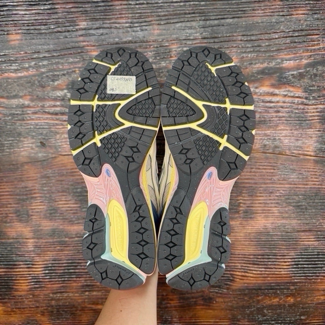 CS4159 - NEWBALANCE 1906 ANGORA FB - 44,5