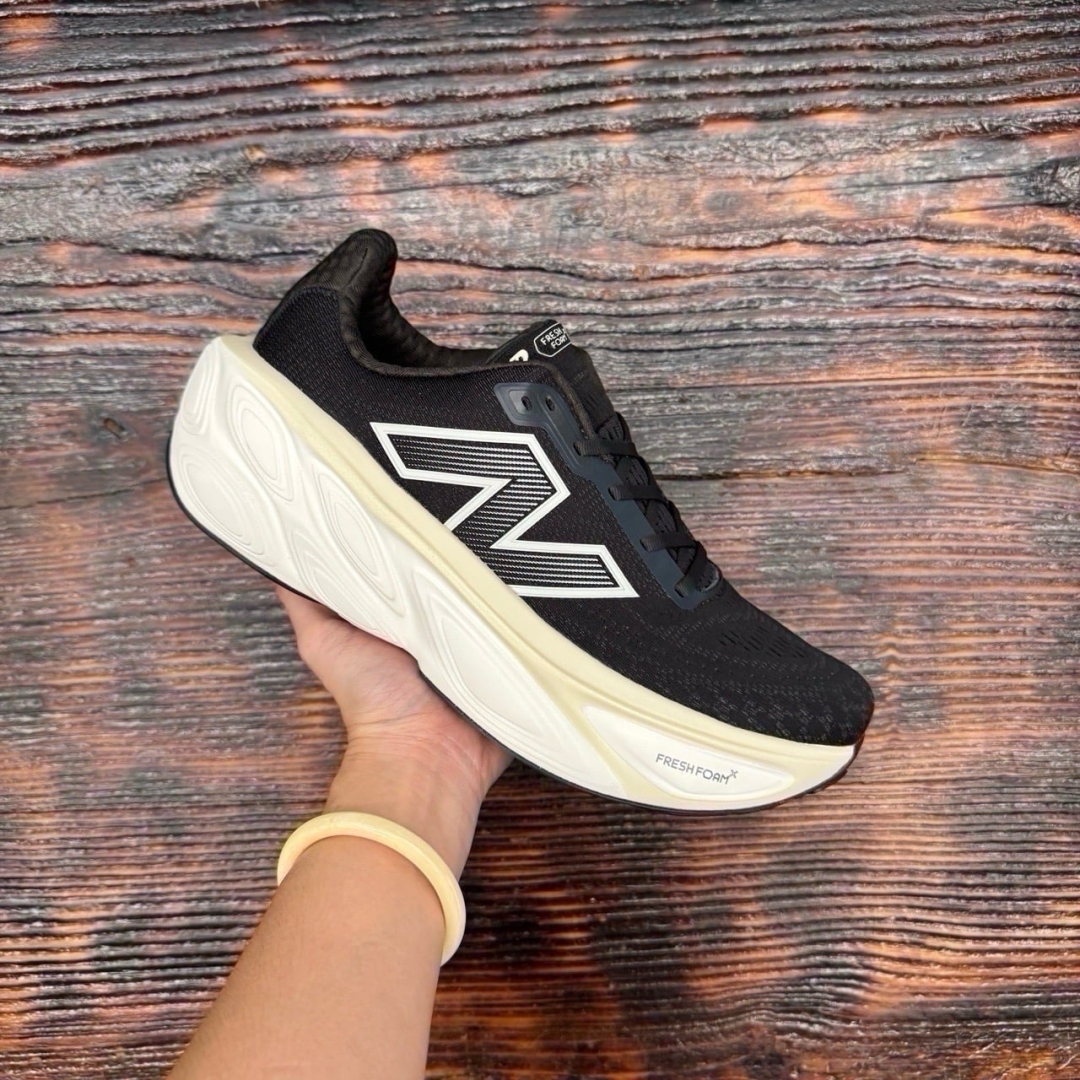 CS4163 - NEWBALANCE FRESH FOAM MORE DS FB - 44,5