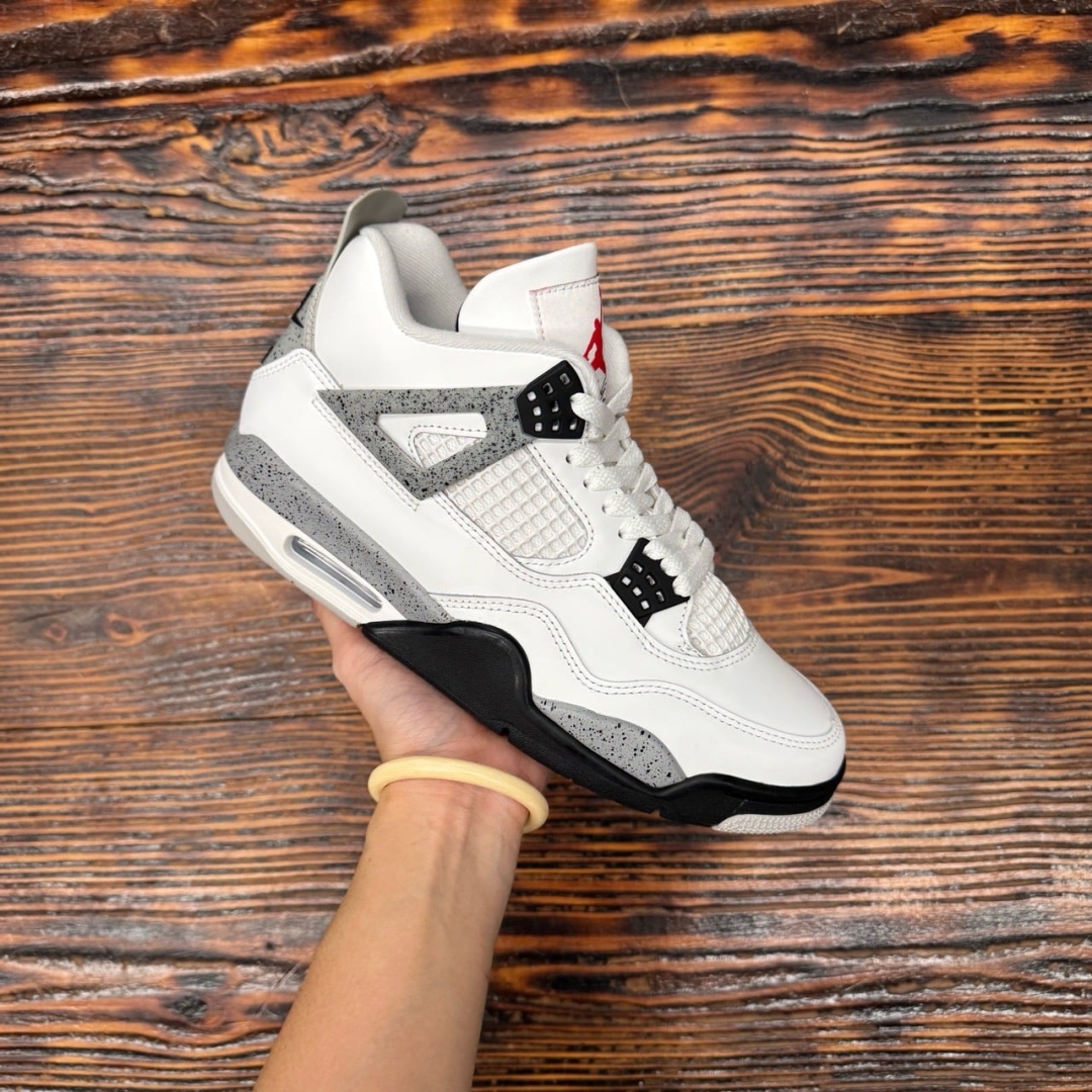 JD3217 - JORDAN 4 WHITE CEMENT DS FB - 41