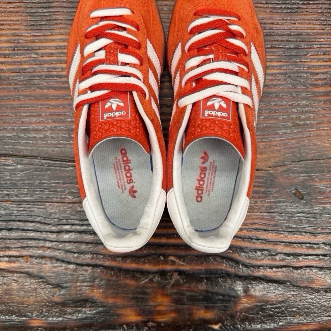 CS4293 - ADIDAS GAZELLE ORANGE GUM - 37