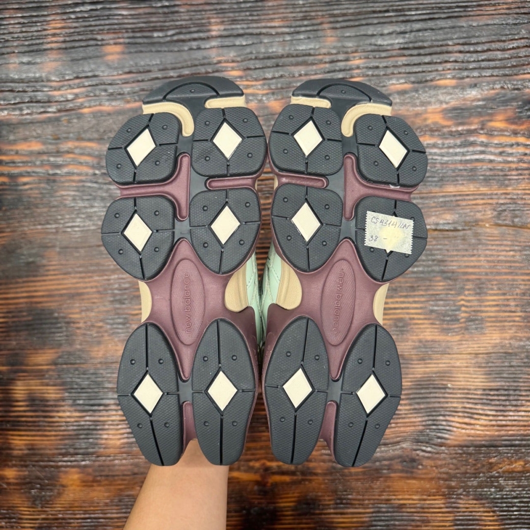 CS4314 - NEWBLANCE 9060 CLAY ASH - 38