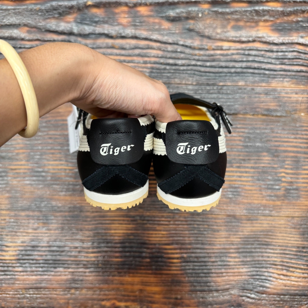 CS4321 - ONITSUKA TIGER 66 TGRS BLACK CREAM DS - 39,5