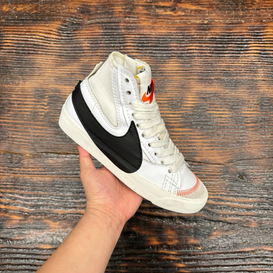 CS4323 - NIKE BLAZER MID JUMBO WHITE BLACK - 38