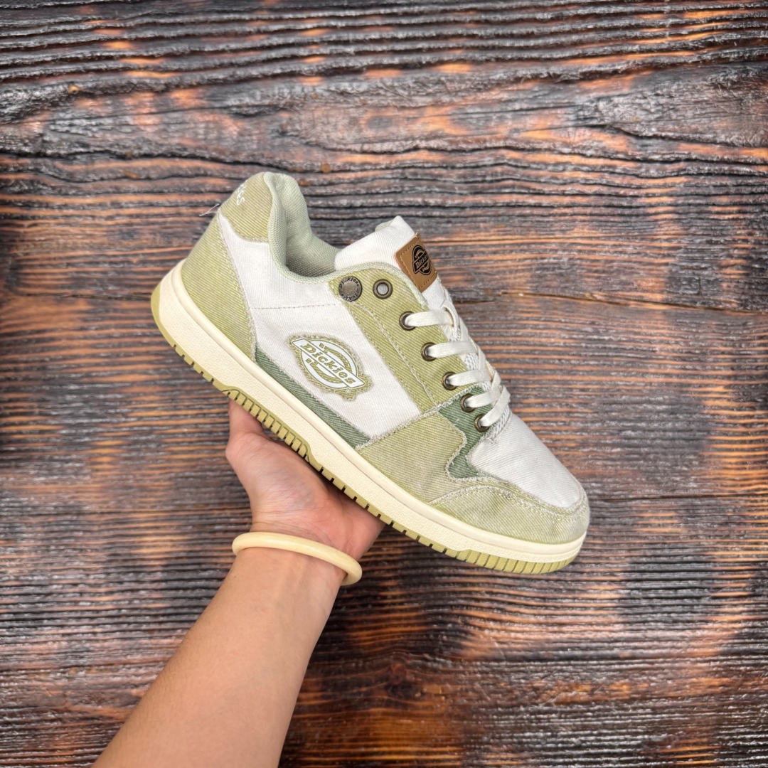 CS4369 - DICKIES GREEN WHITE - 42