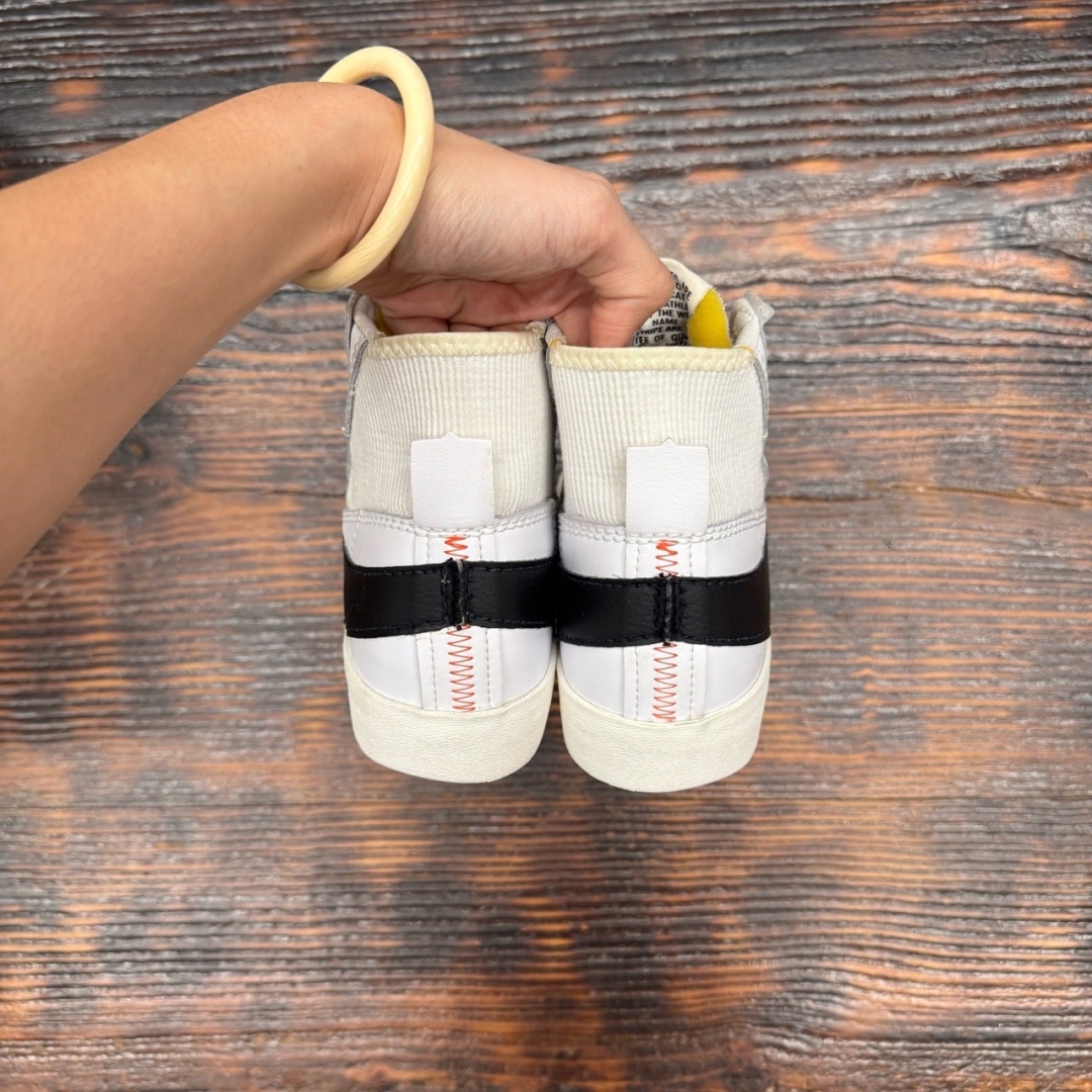 CS4372 - NIKE BLAZER MID JUMBO WHITE BLACK - 42